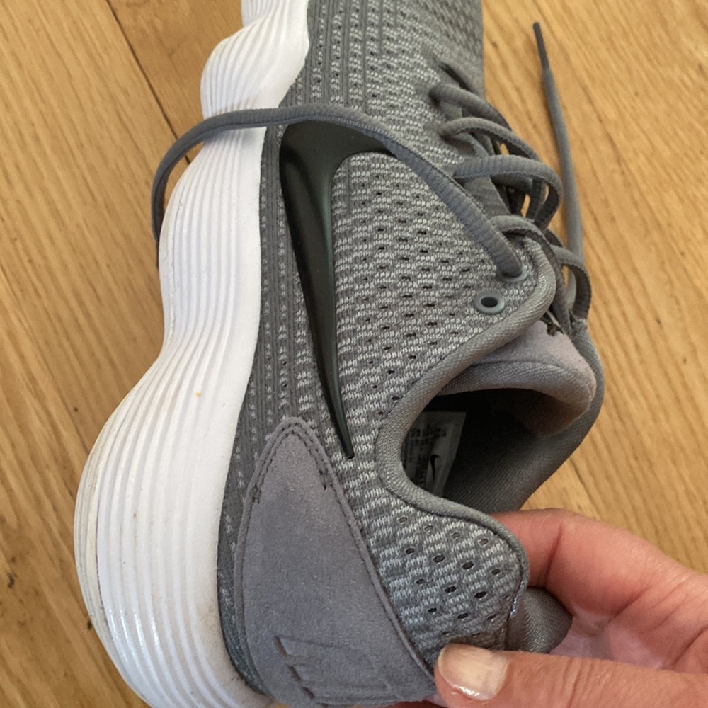 Nike Men Hyperdunk 2017 Low Basketball Shoes. - image 3